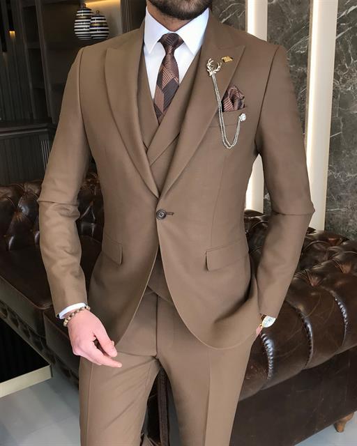 ITALIAN FIT MEN'S BROWN SUIT BY ITALIAN VEGAÂ® (3-Piece)