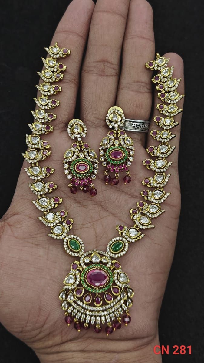 Madhuri Pure Stone Necklace For Sale
