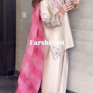 Lahriya Suit Set